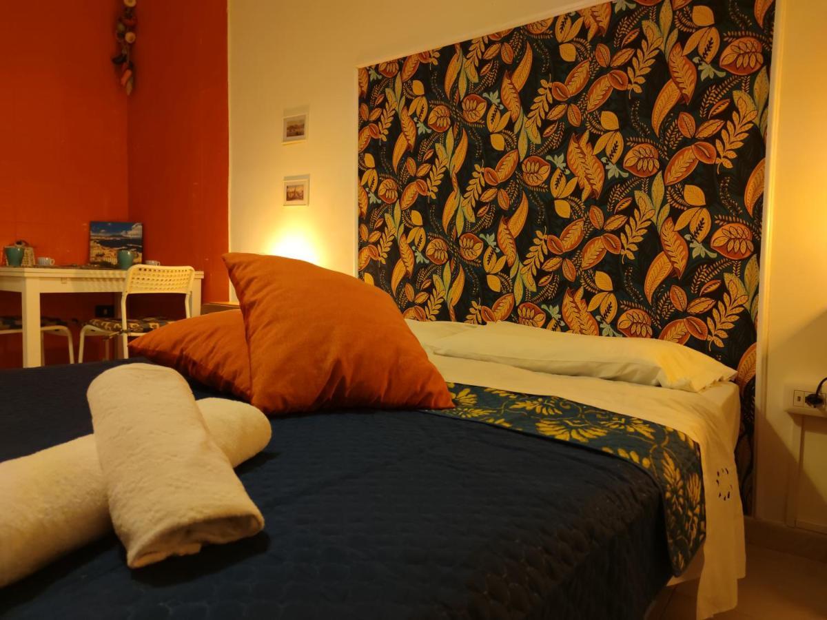 Case Vacanza Pistorius Napoli Bagian luar foto