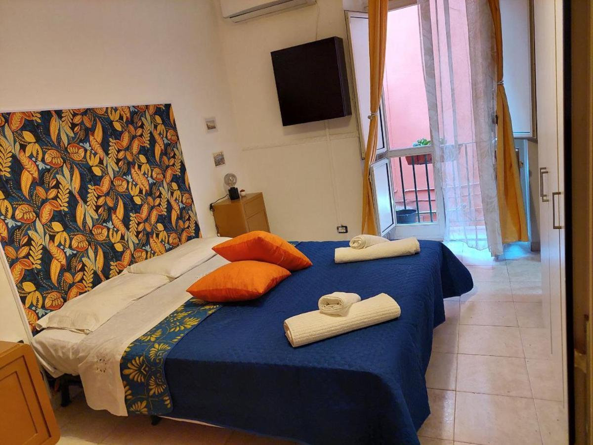 Case Vacanza Pistorius Napoli Bagian luar foto